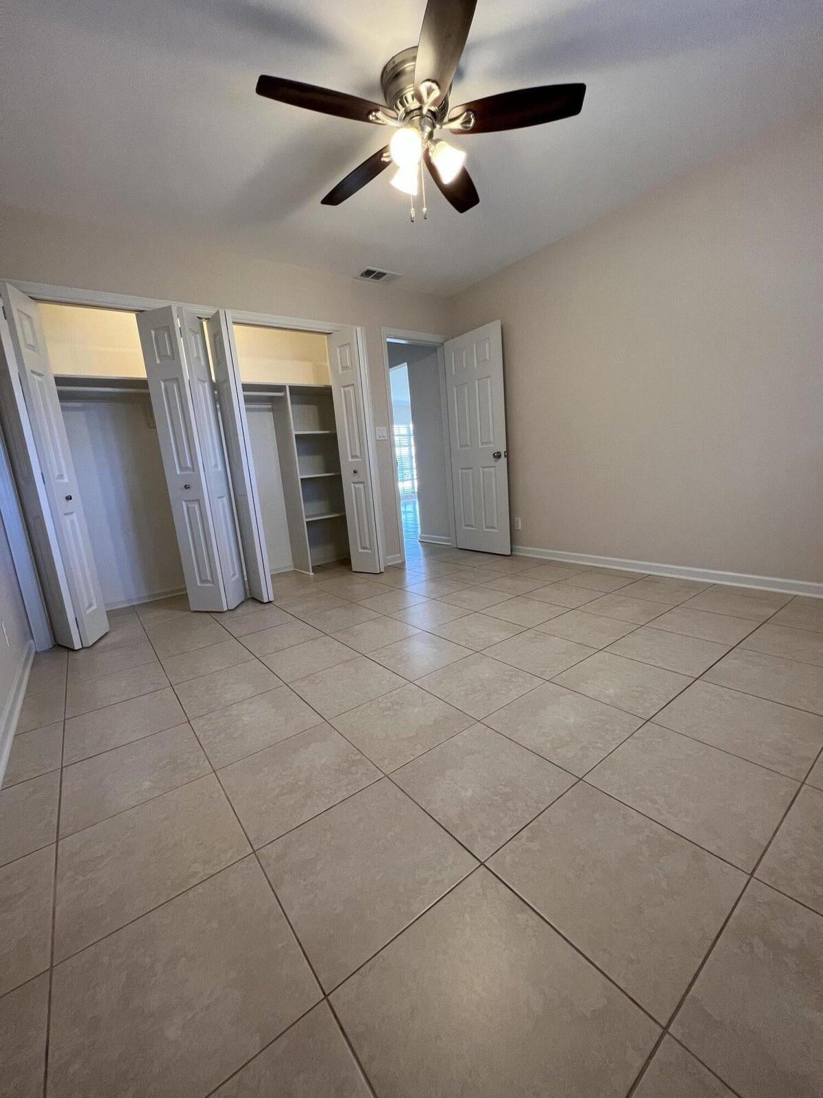 Residence photo 10