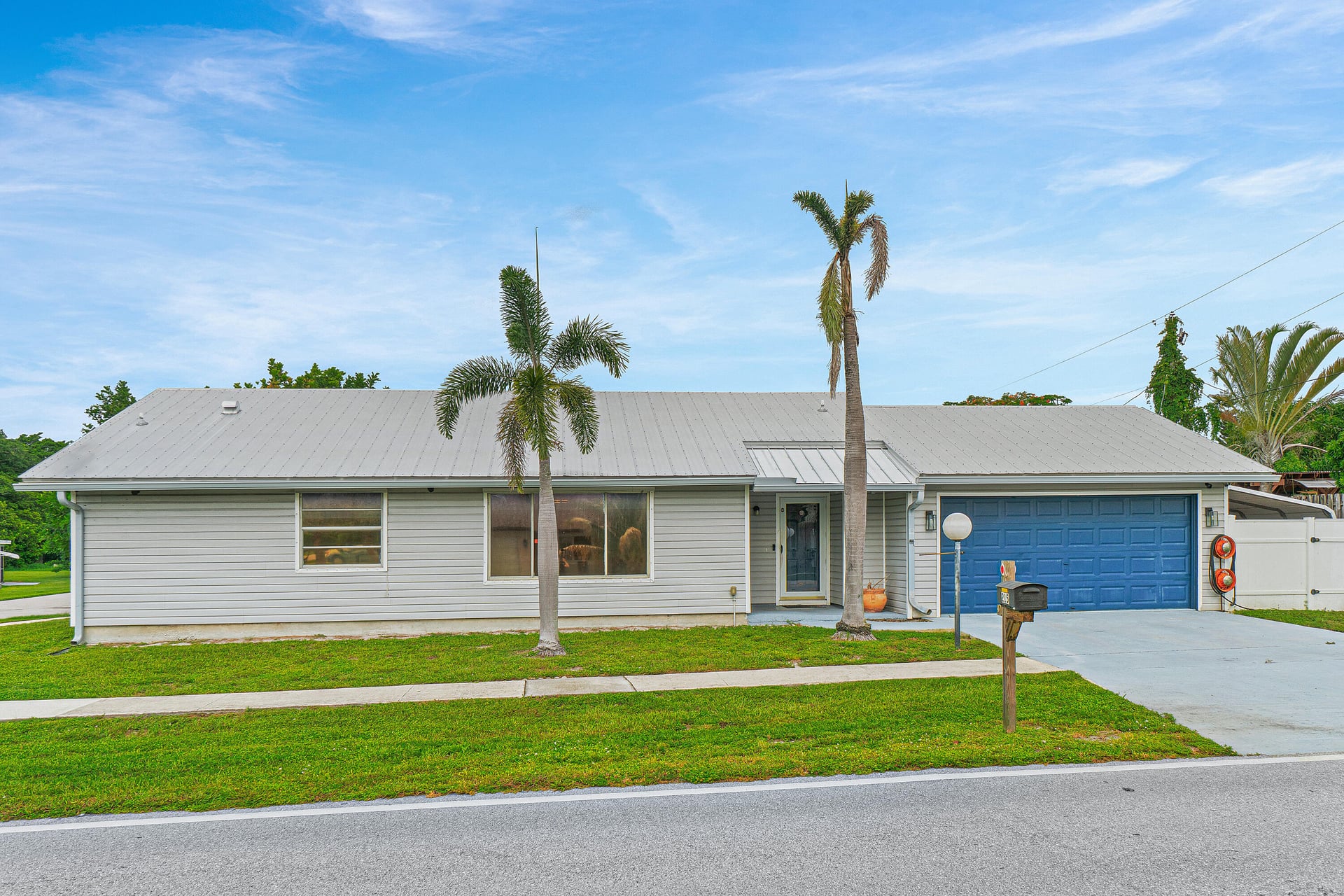 Residence photo 3