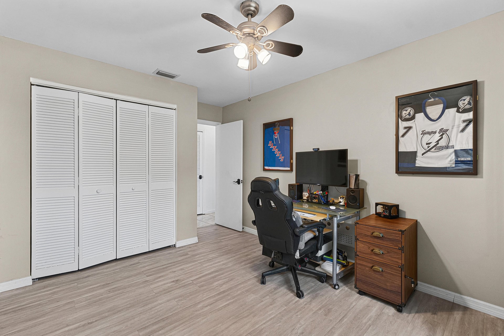 Residence photo 24