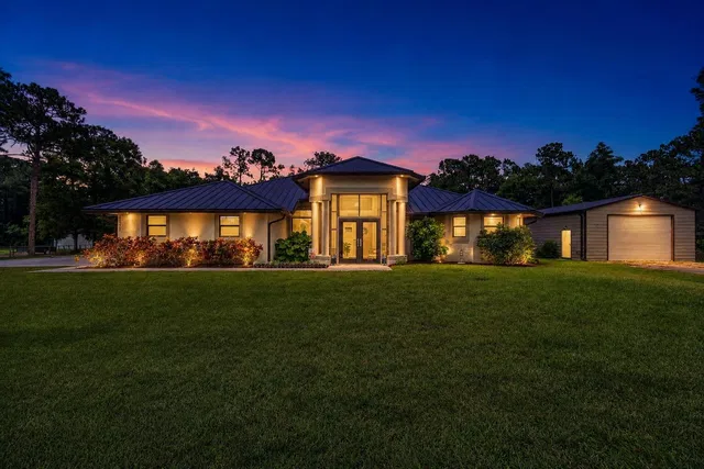 Residence photo 2