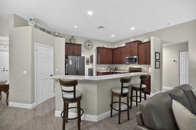 Residence photo 26