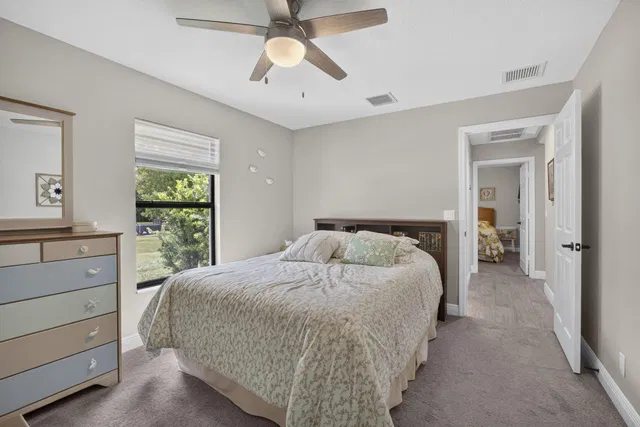 Residence photo 38