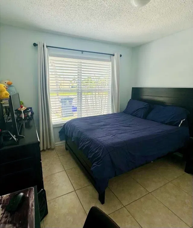 Residence photo 11