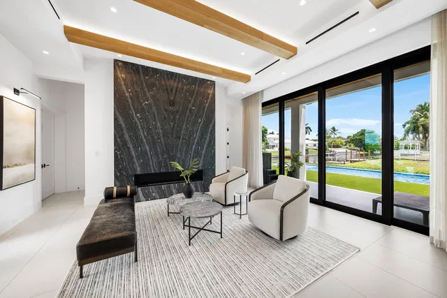  Residence photo 9