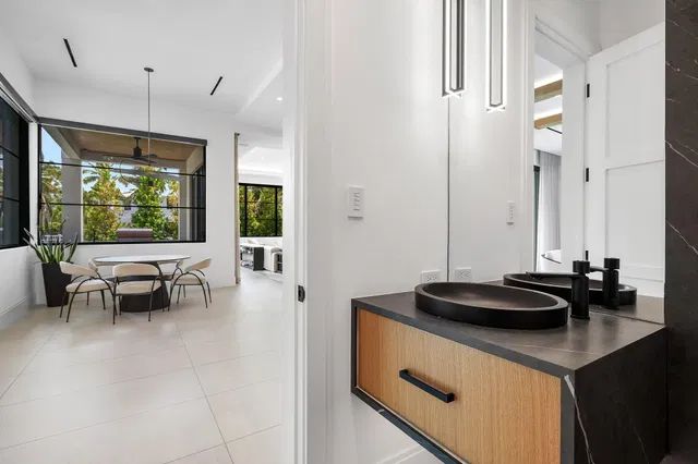 Residence photo 28