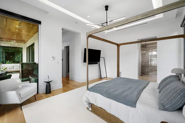  Residence photo 32
