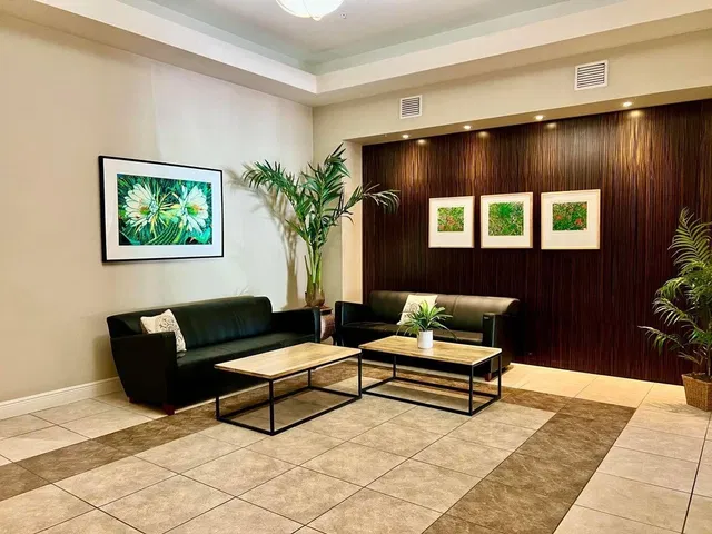 610 Clematis Unit 808 photo 15