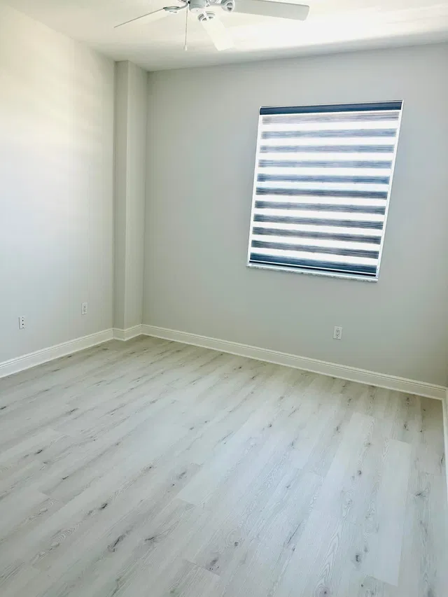 610 Clematis Unit 808 photo 20