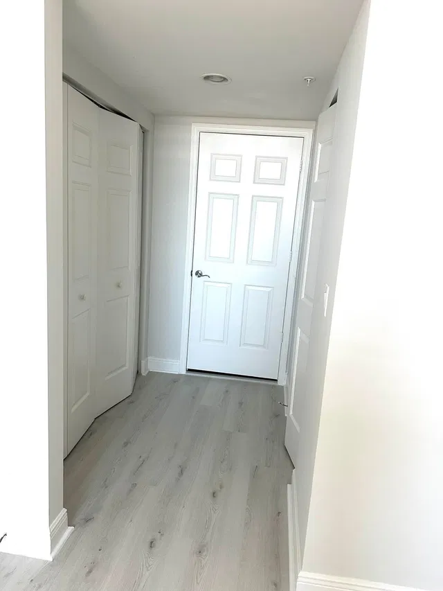 610 Clematis Unit 808 photo 22