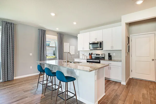 Residence photo 6