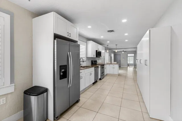 Residence photo 15