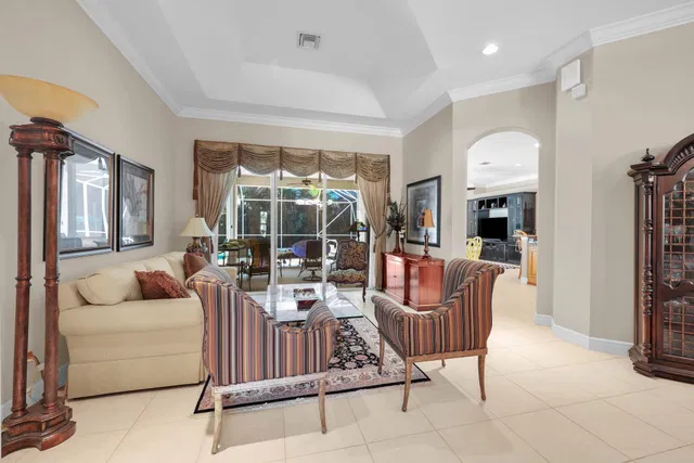Residence photo 6