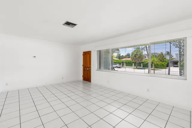 SoSo West Palm Beach Residence photo 10