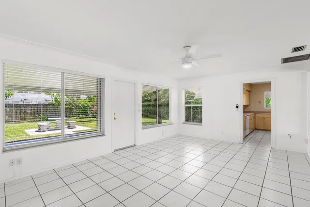 SoSo West Palm Beach Residence photo 15