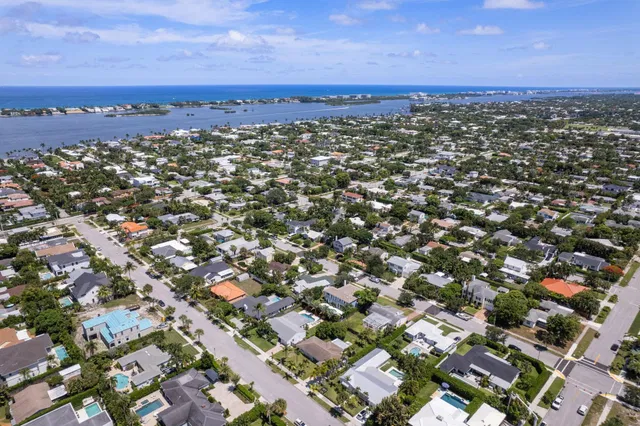 SoSo West Palm Beach Residence photo 36
