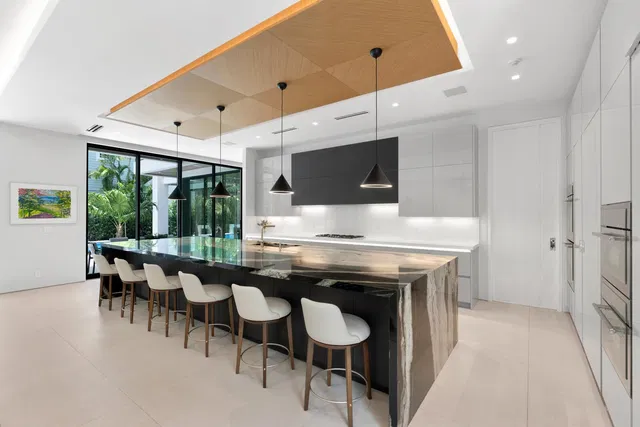 SoSo West Palm Beach Residence photo 11