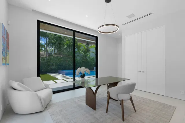 SoSo West Palm Beach Residence photo 20