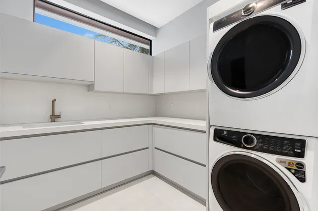 SoSo West Palm Beach Residence photo 28