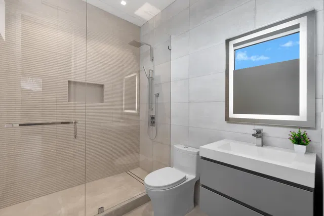 SoSo West Palm Beach Residence photo 31