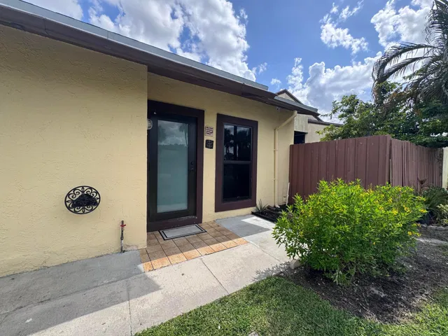  Unit D photo 13