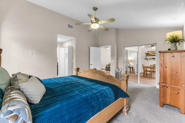 Residence photo 20