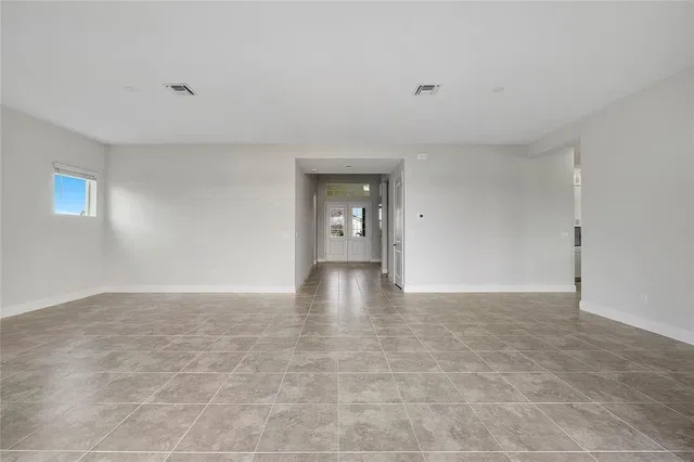 Residence photo 9