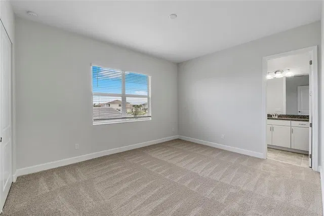 Residence photo 13