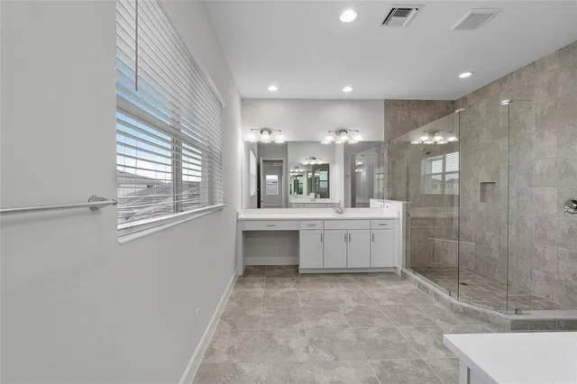 Residence photo 14