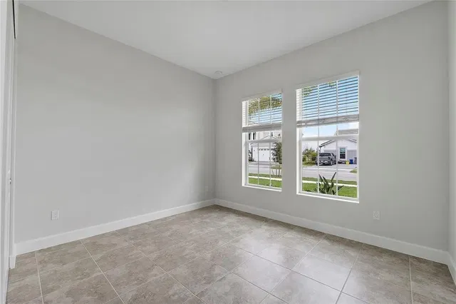 Residence photo 25