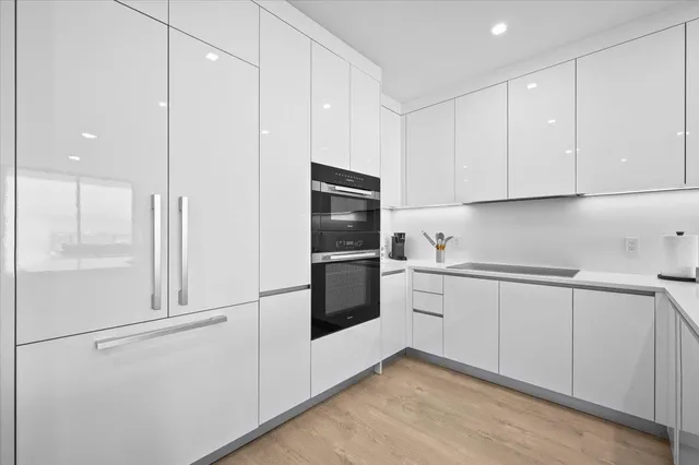 Nautilus 220 Unit 1513 photo 8