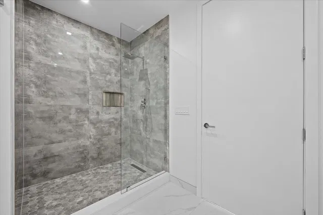 Nautilus 220 Unit 1513 photo 15