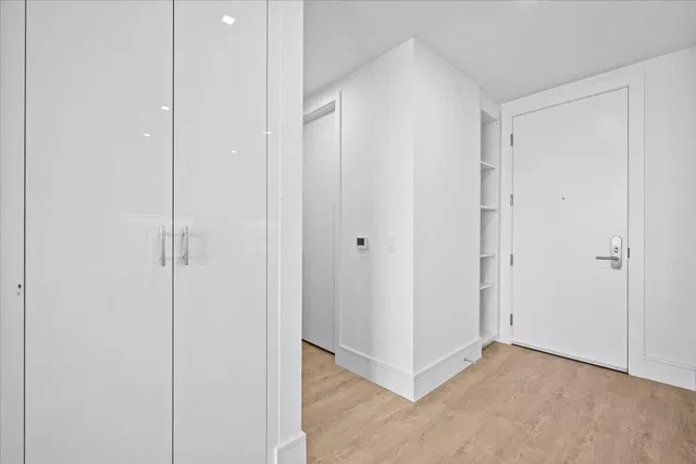 Nautilus 220 Unit 1513 photo 22