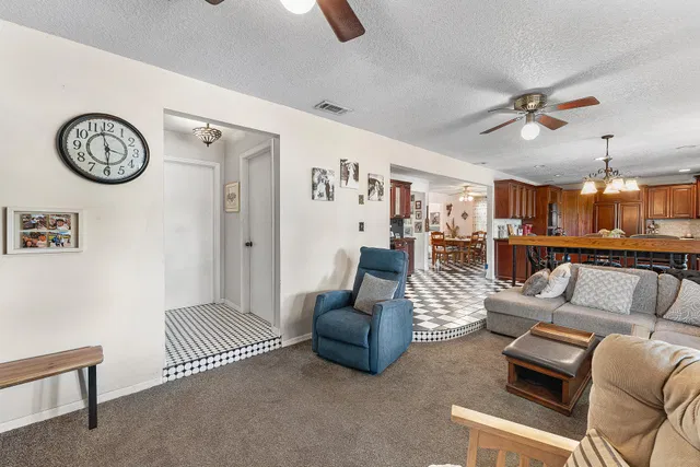 Residence photo 15