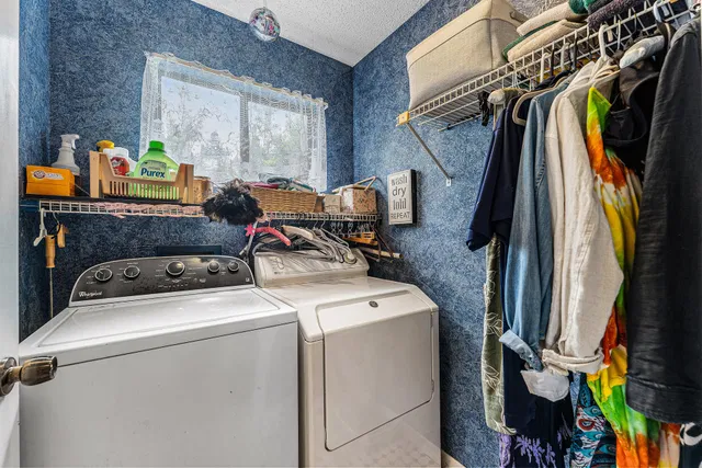 Residence photo 25