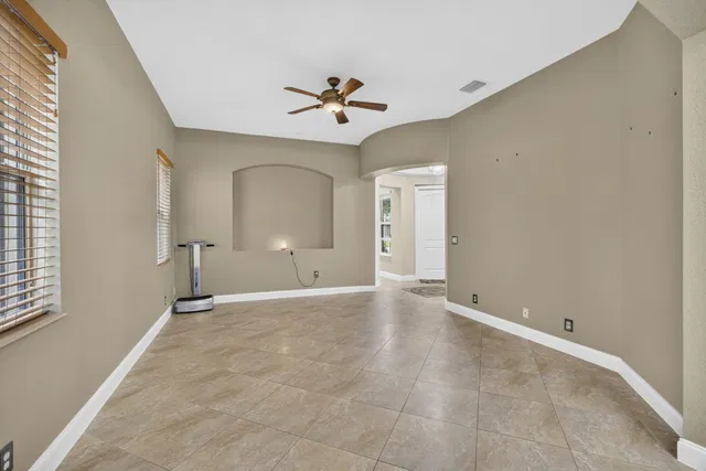 Residence photo 9