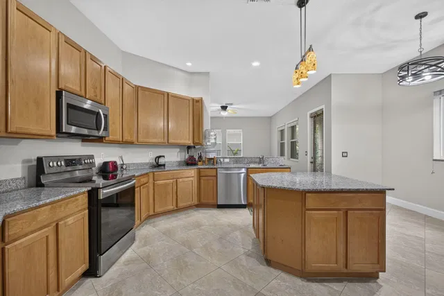 Residence photo 11