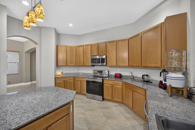 Residence photo 12