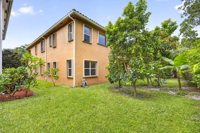 Residence photo 50
