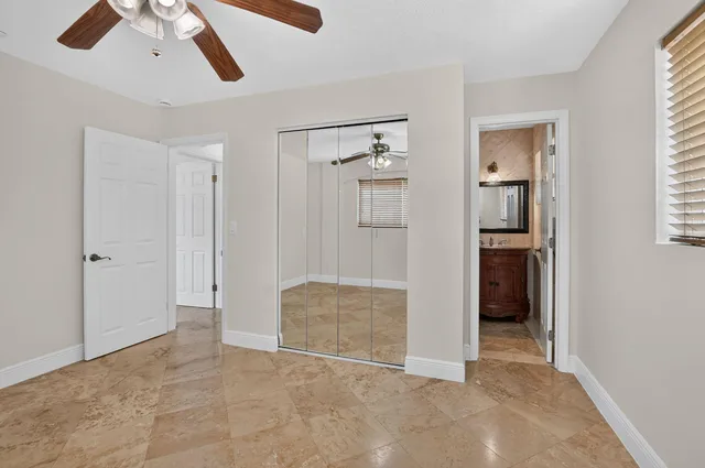  Residence photo 21