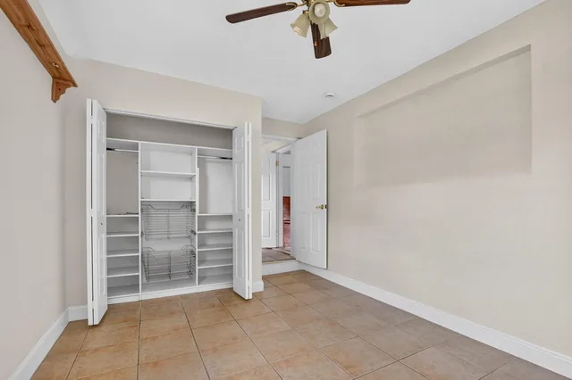  Residence photo 32
