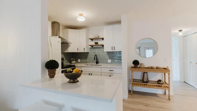  Residence photo 4