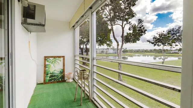  Residence photo 10