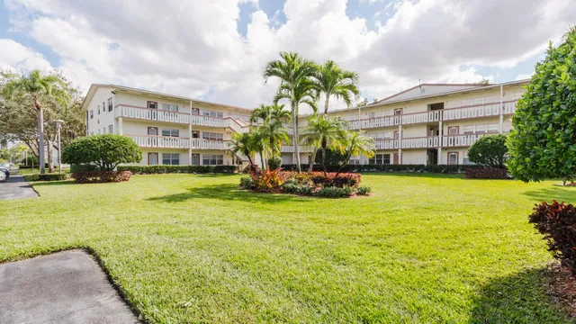  Residence photo 12