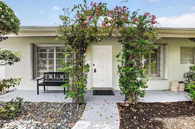 Residence photo 6