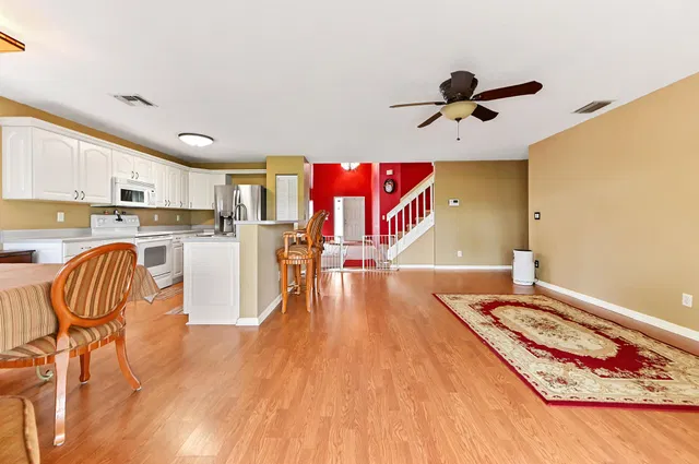 Residence photo 9