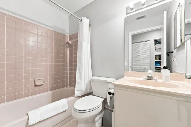  Unit 168 photo 18