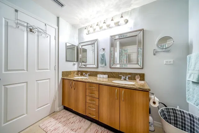 Pineapple Grove Village Condominiums Unit 1502 photo 16