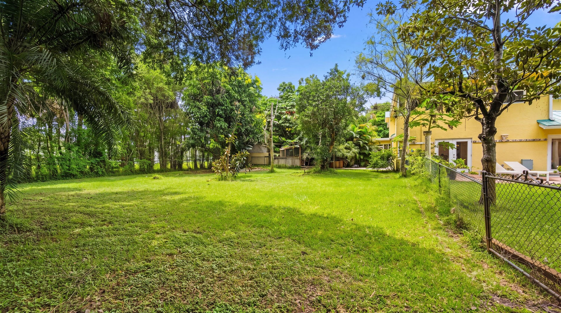 Paddock Park 1 Residence photo 70