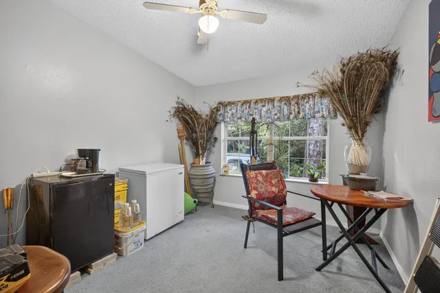  Residence photo 23
