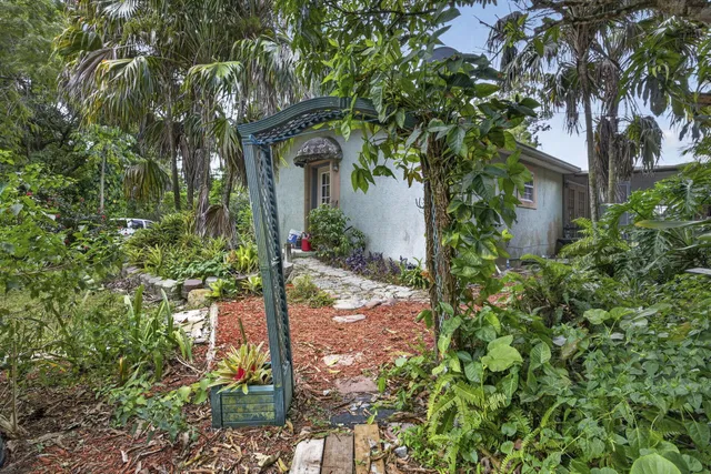  Residence photo 45